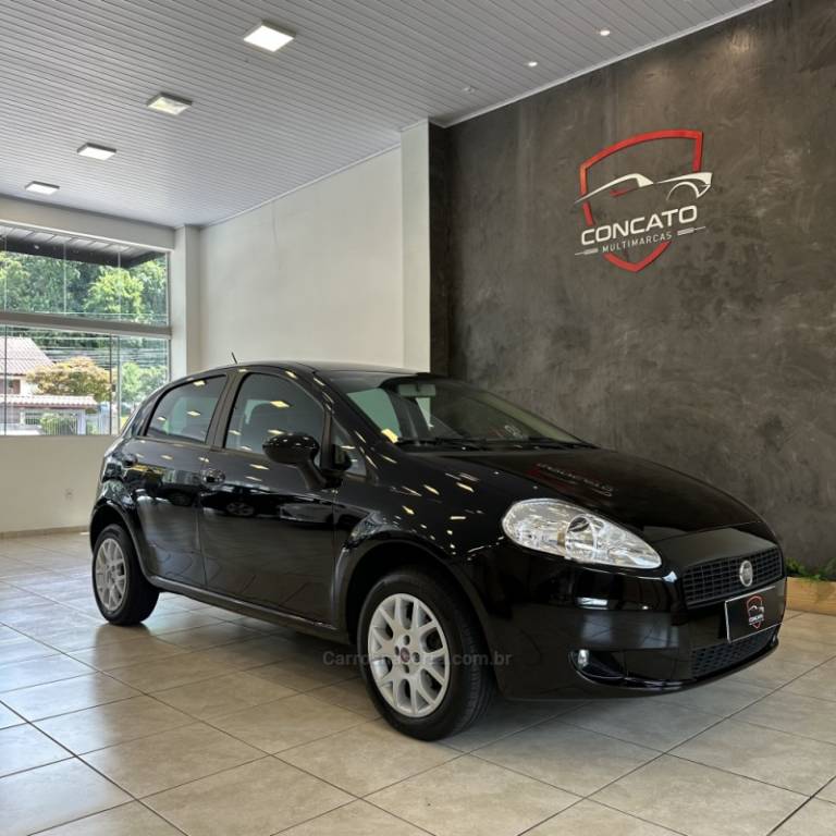 FIAT - PUNTO - 2008/2009 - Preta - R$ 29.990,00