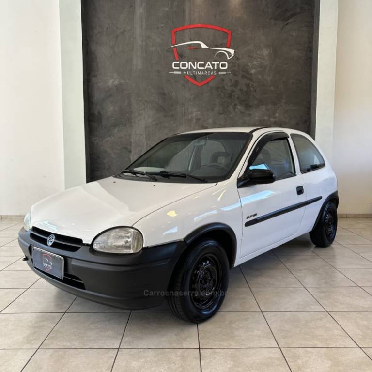 CHEVROLET - CORSA - 1996/1997 - Branca - R$ 11.900,00