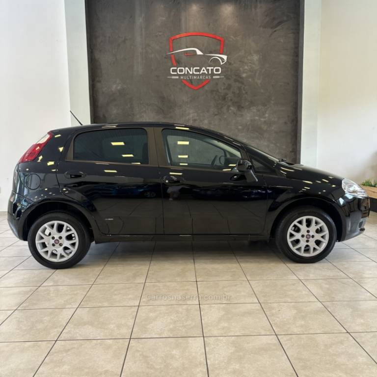 FIAT - PUNTO - 2008/2009 - Preta - R$ 29.990,00