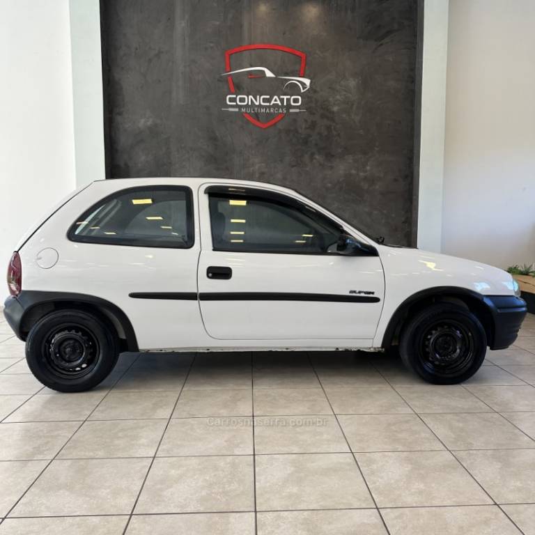 CHEVROLET - CORSA - 1996/1997 - Branca - R$ 11.900,00