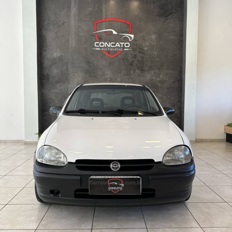 CHEVROLET - CORSA - 1996/1997 - Branca - R$ 11.900,00