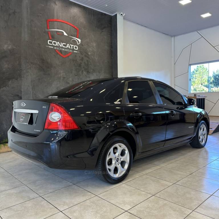 FORD - FOCUS - 2011/2011 - Preta - R$ 43.000,00