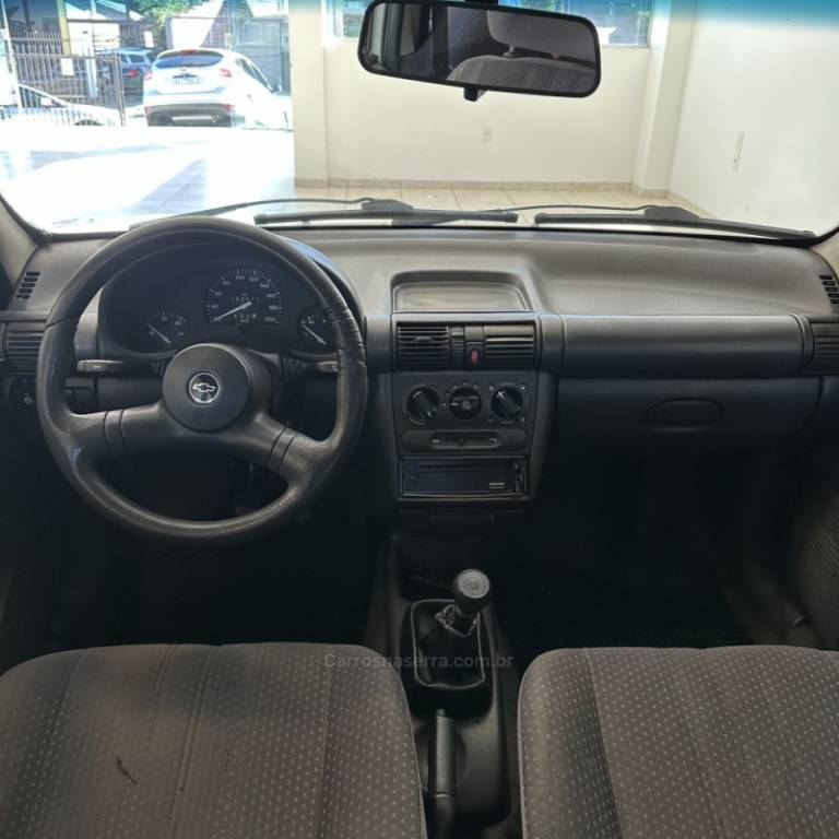 CHEVROLET - CORSA - 1996/1997 - Branca - R$ 11.900,00